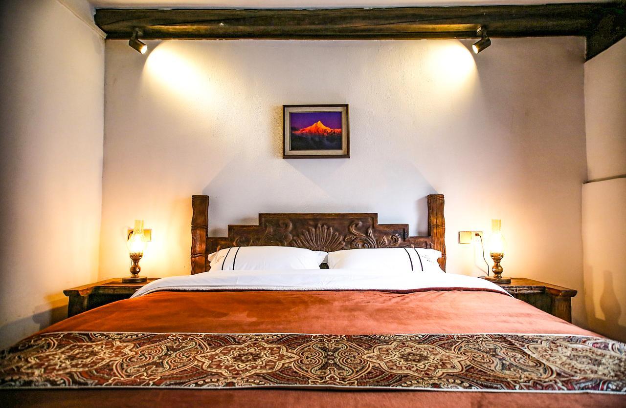 Energy Space Healing Inn Shangri-La Exterior foto